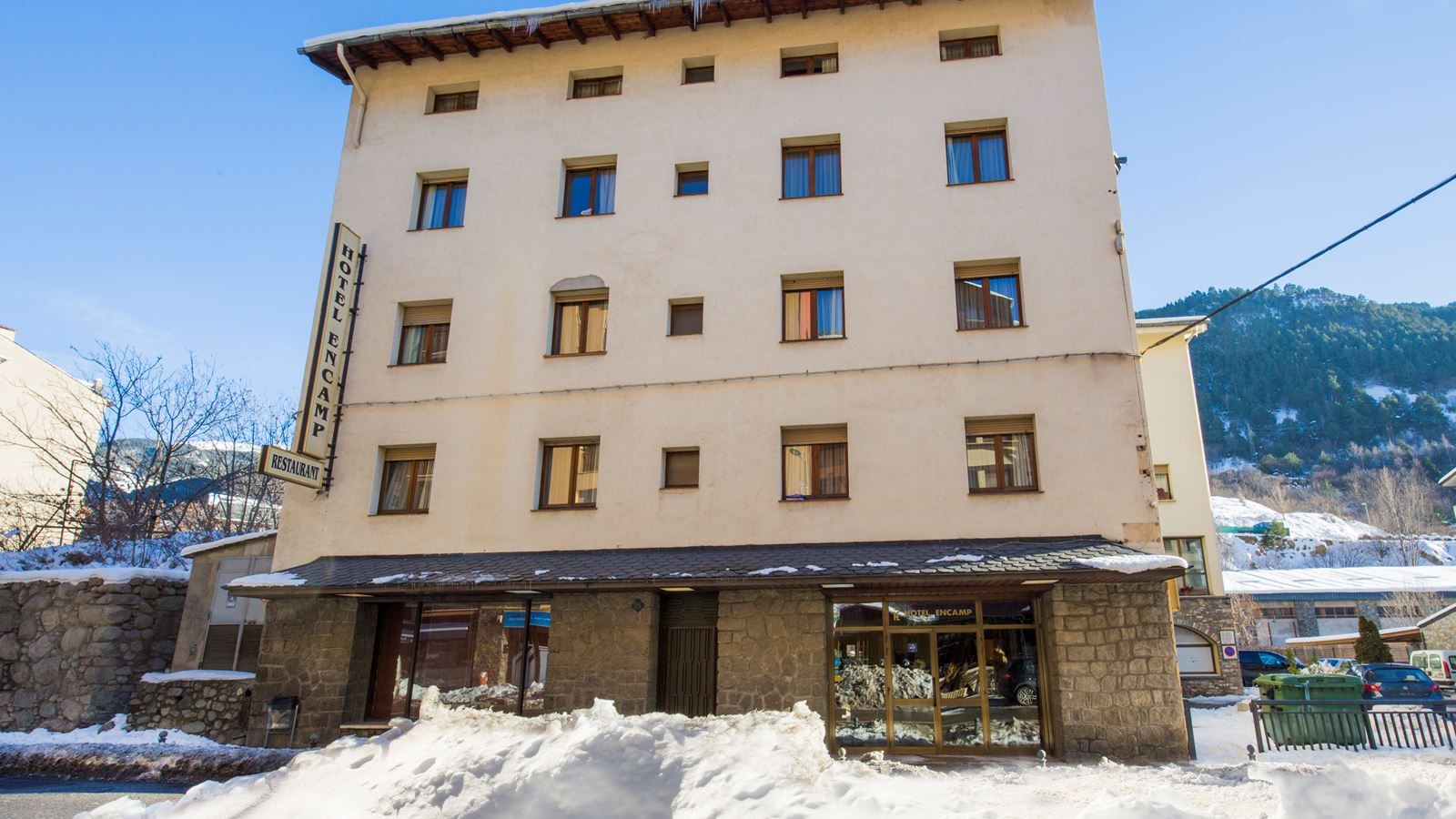 general-main-building