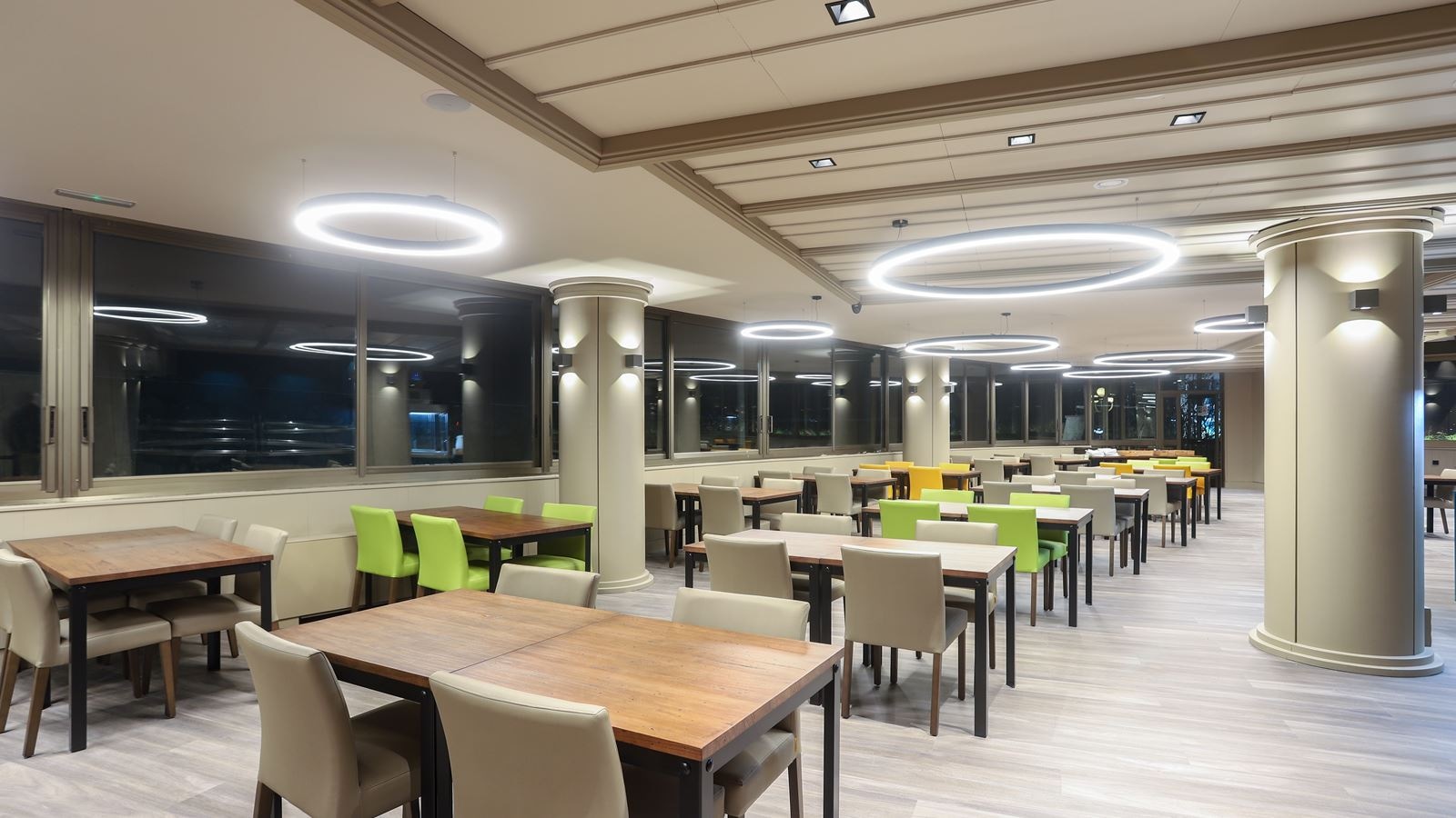 restaurants-restaurants