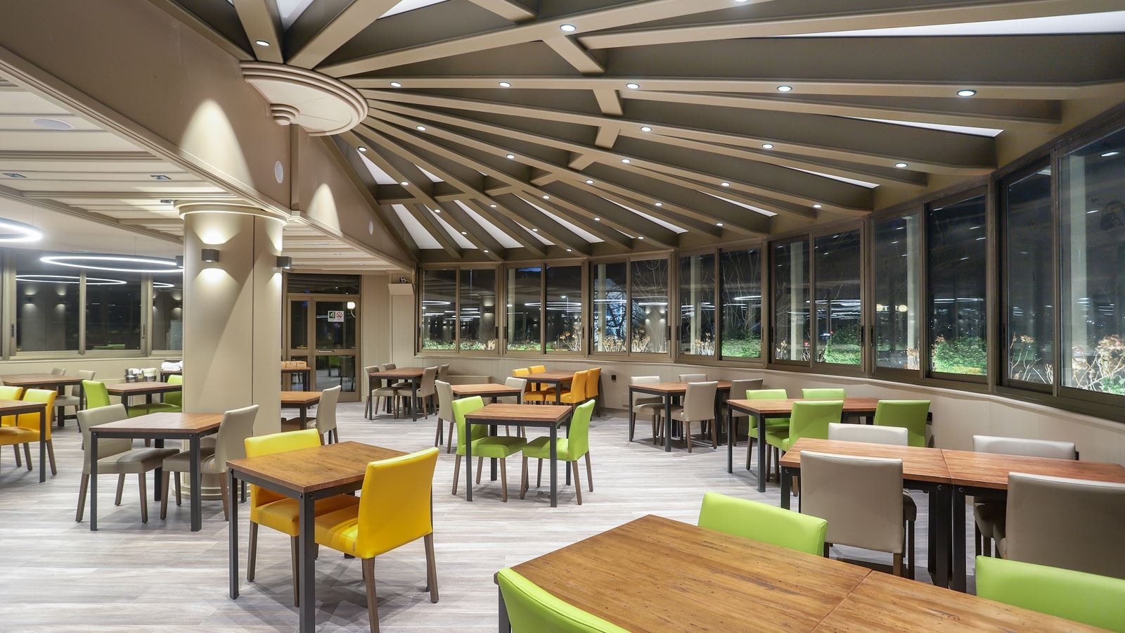 restaurants-restaurants