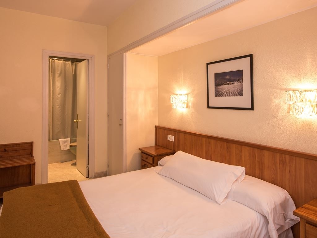 rooms-room-standard-valley-view