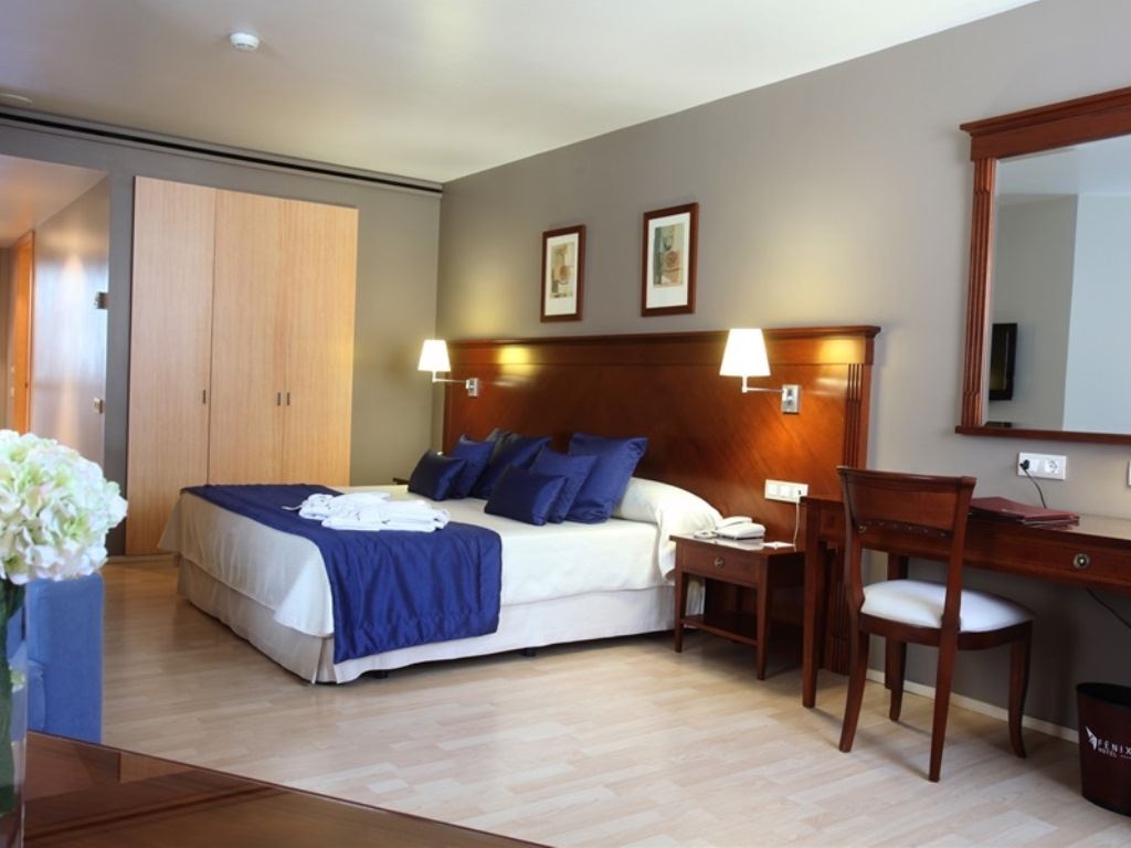 rooms-executive-room