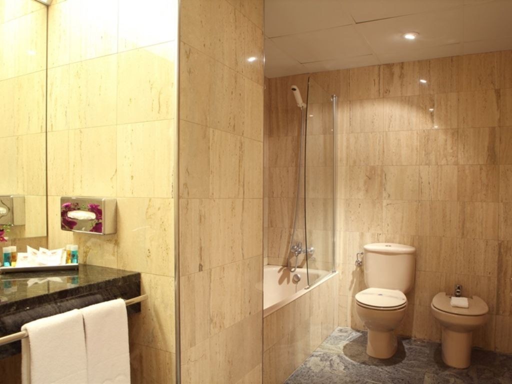 rooms-executive-room