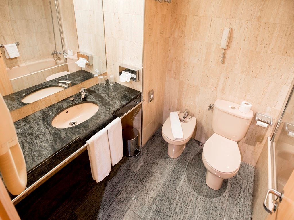 rooms-double-standard--room