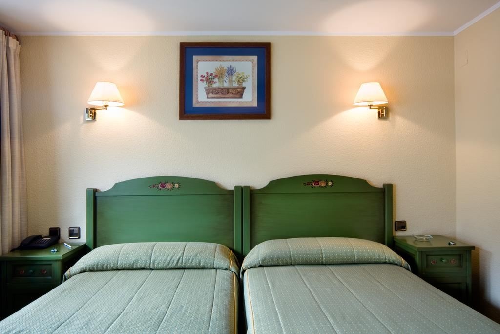 rooms-quadriple-room