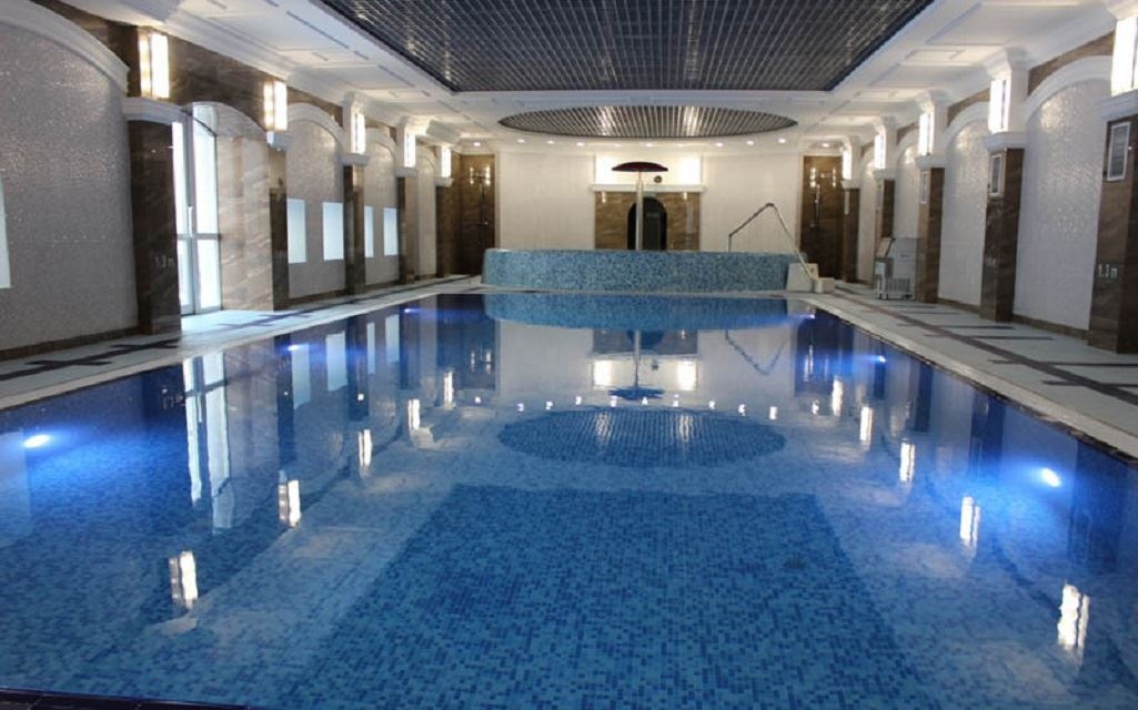 pools-indoor-pool