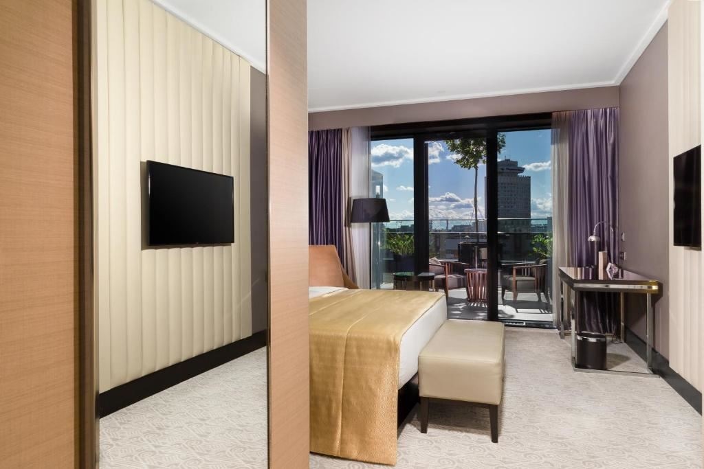 rooms-dabltwin-standard-with-a-terrace