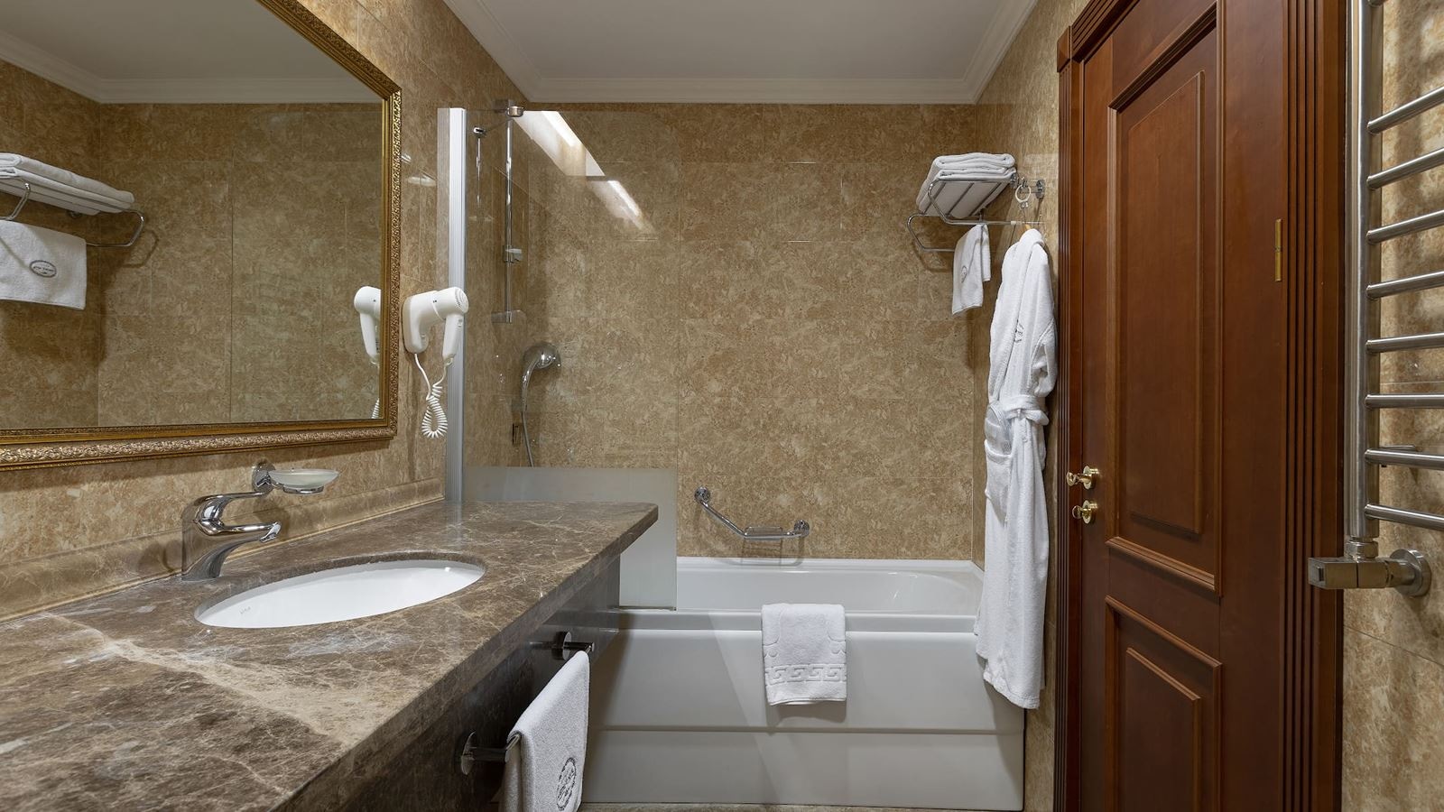 rooms-double-standard-room