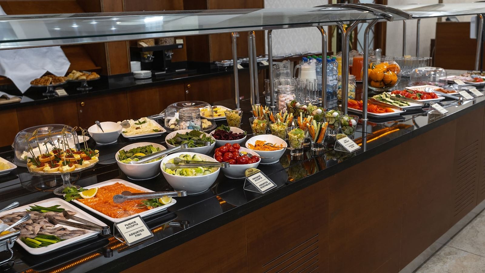 restaurants-restaurant