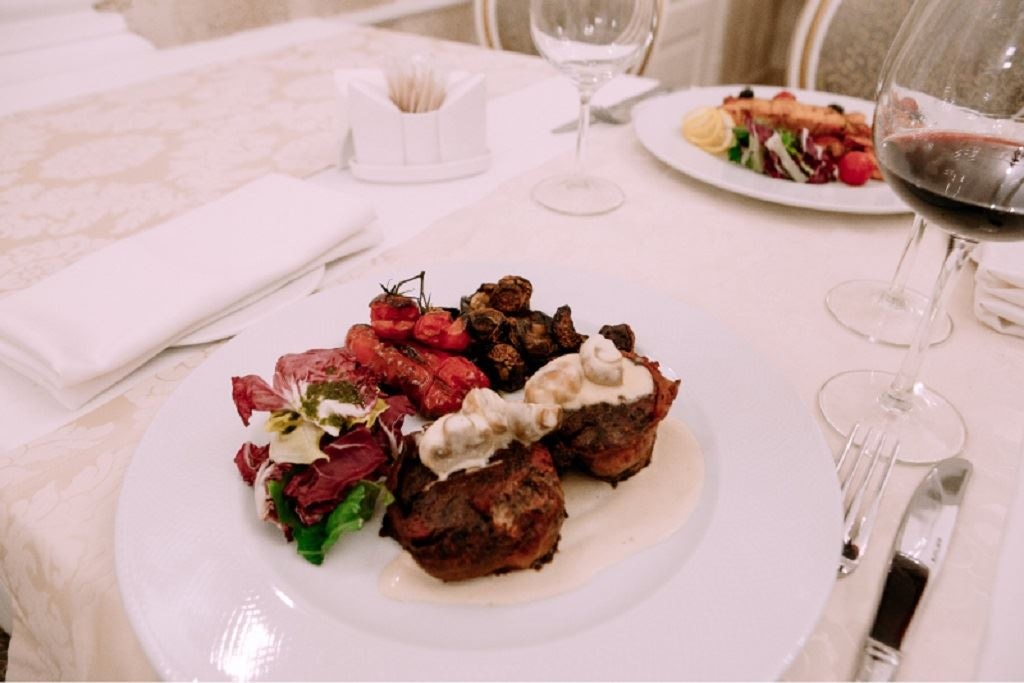 restaurants-ресторан-отеля-полонез