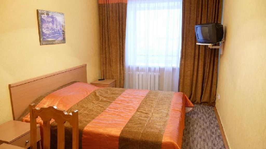 rooms-номер--с-двуспальной-кроватью