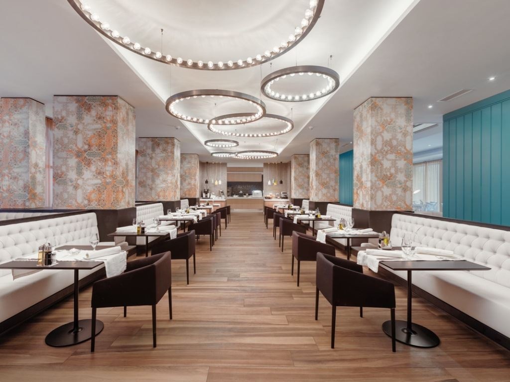 restaurants-restaurant