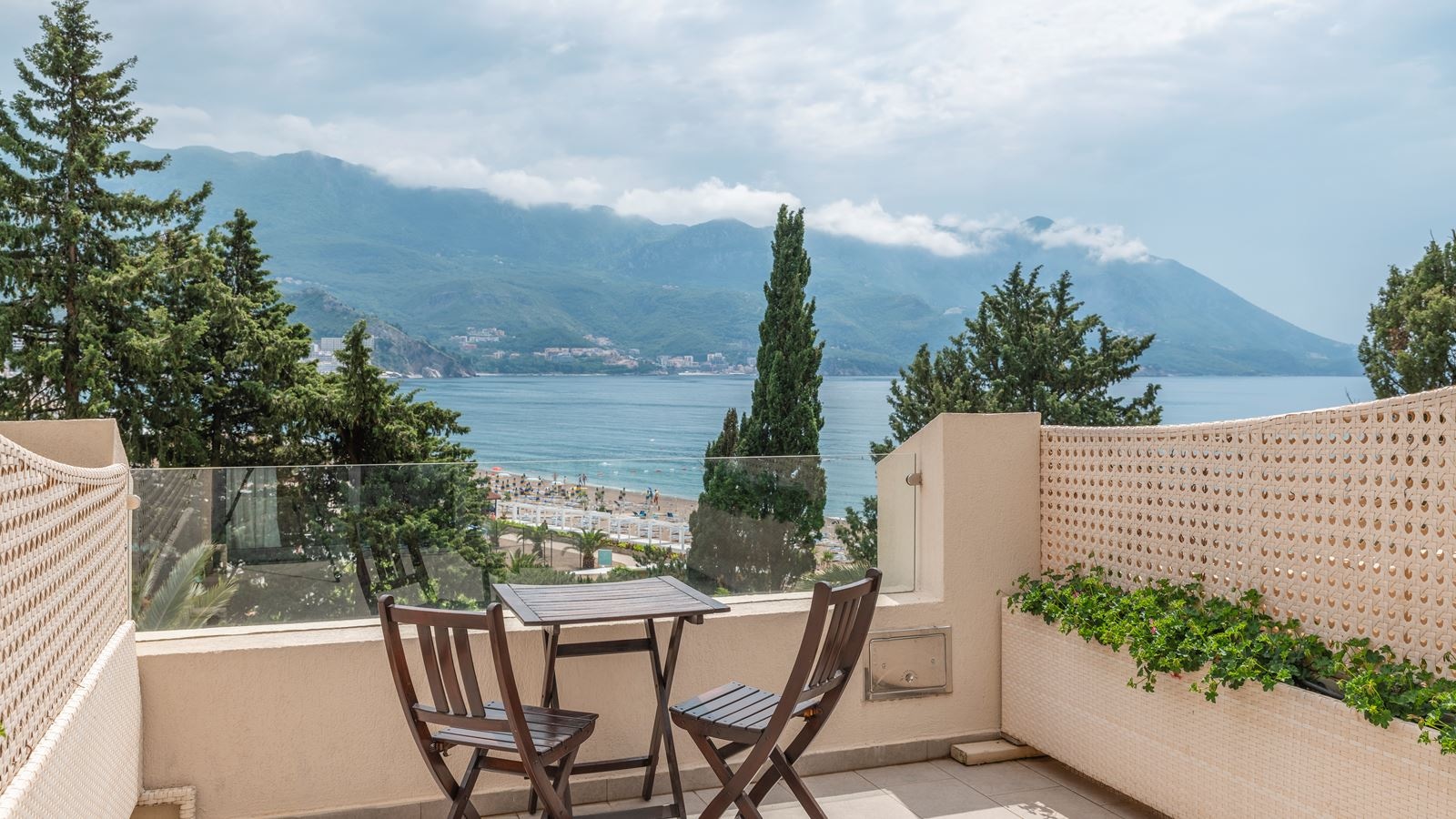 rooms-double-room-sea-view-priority-location