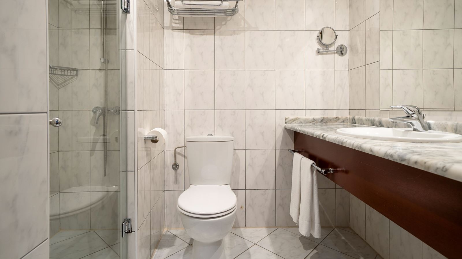 rooms-double-room-garden-view-priority-location