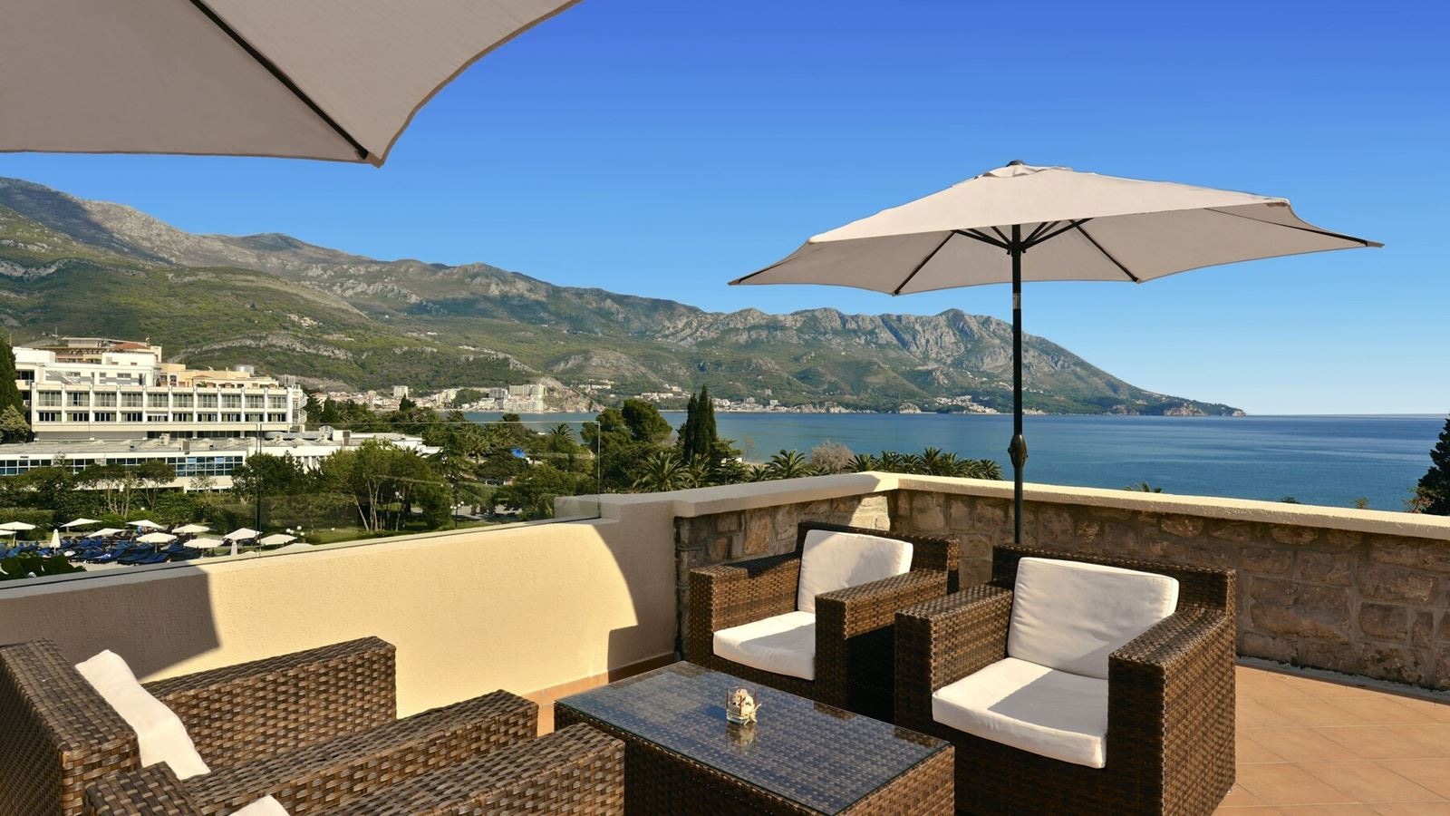 restaurants-snack-bar