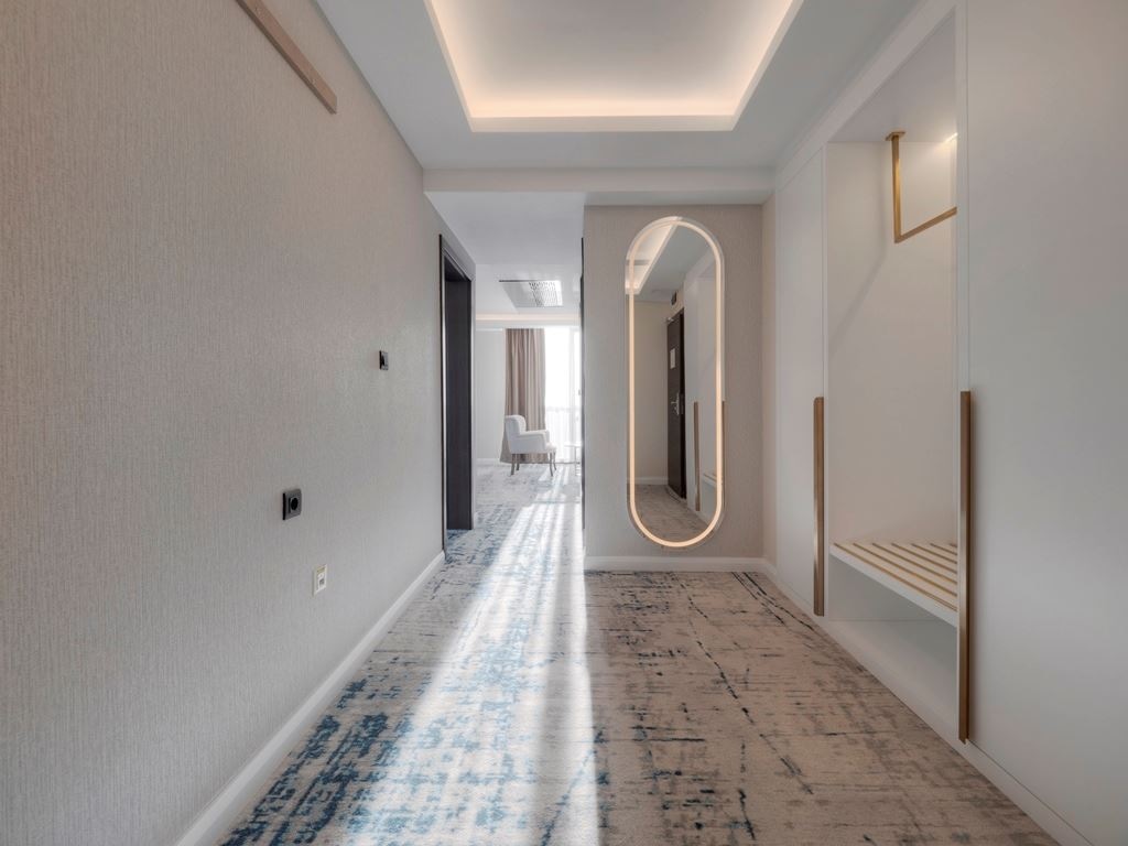 rooms-family-room-sea--view