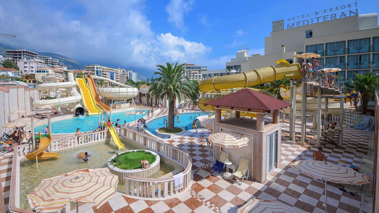 pools-outdoor-childrens-pool