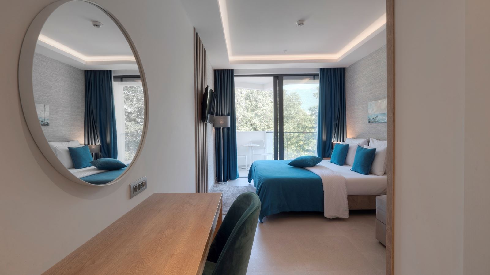 rooms-superior-room-side-sea-view