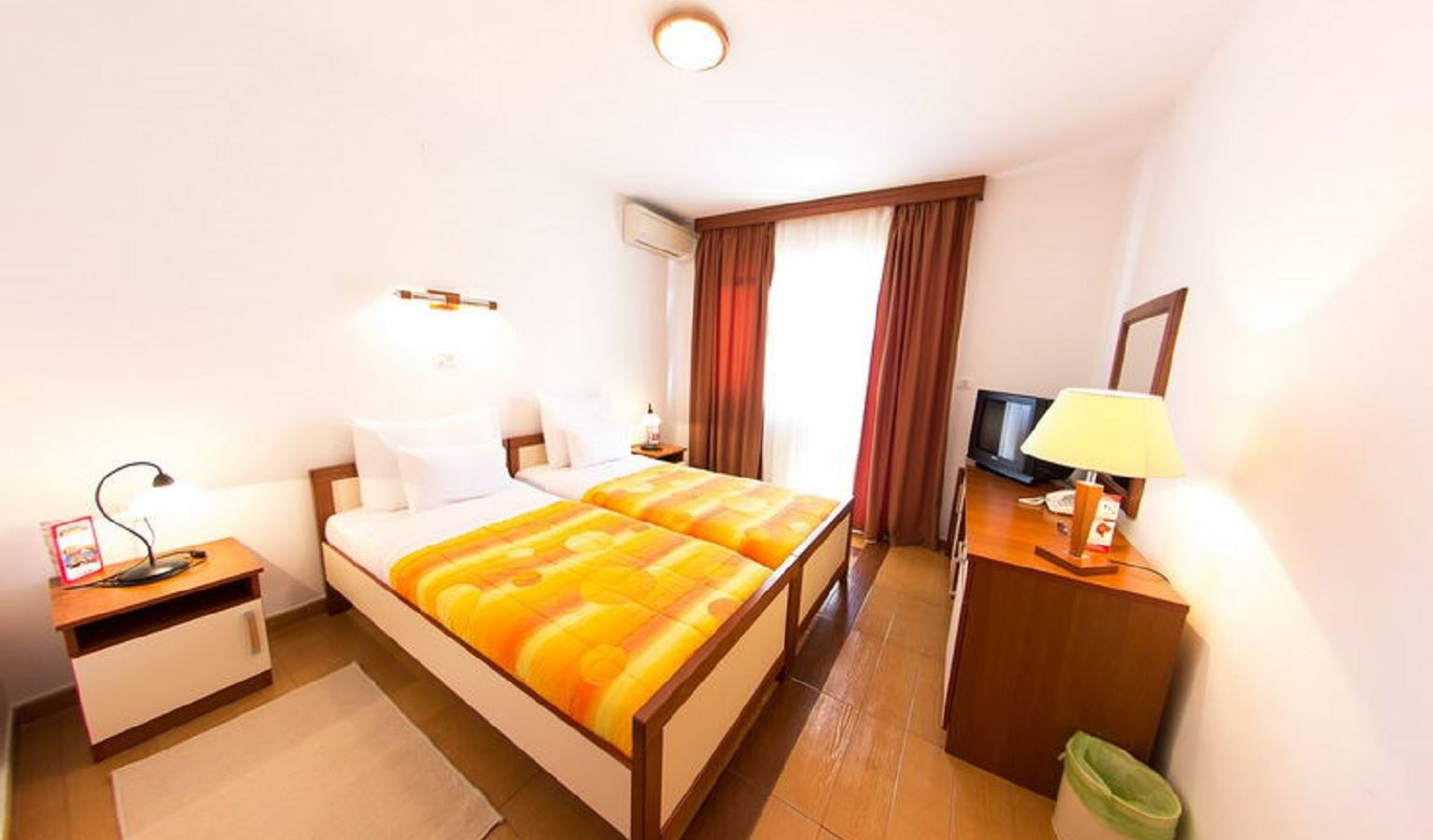 rooms-standard-room-double-single-use