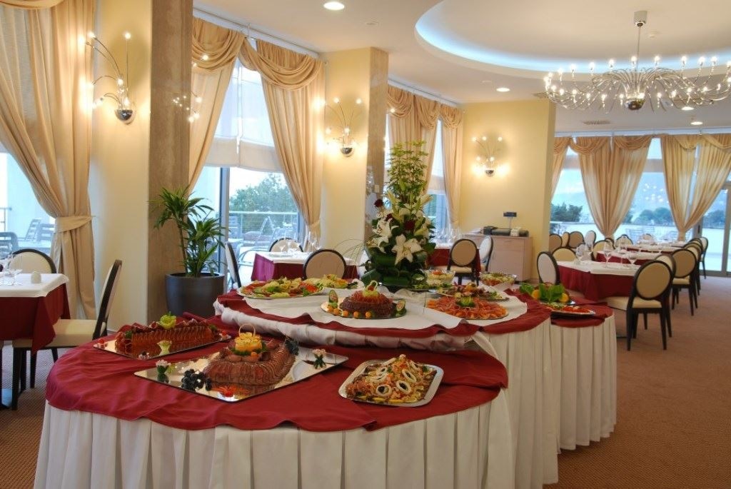 restaurants-main-restaurant