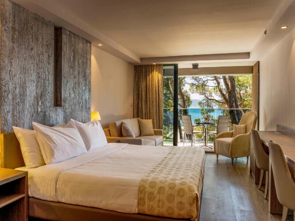 rooms-superior-room-sea-view