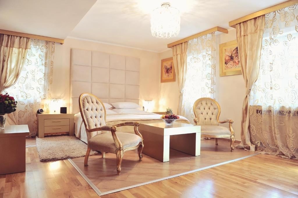 rooms-junior-suite-garden-view