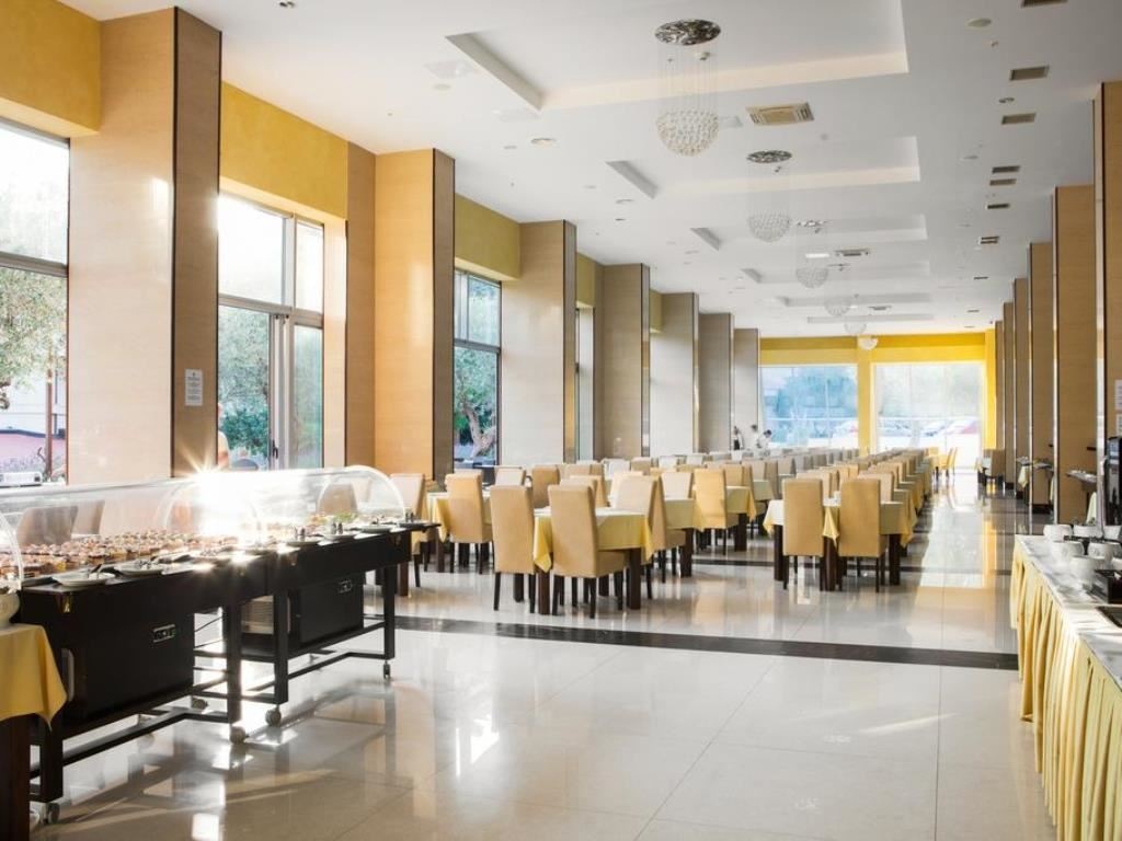 restaurants-main-restaurant