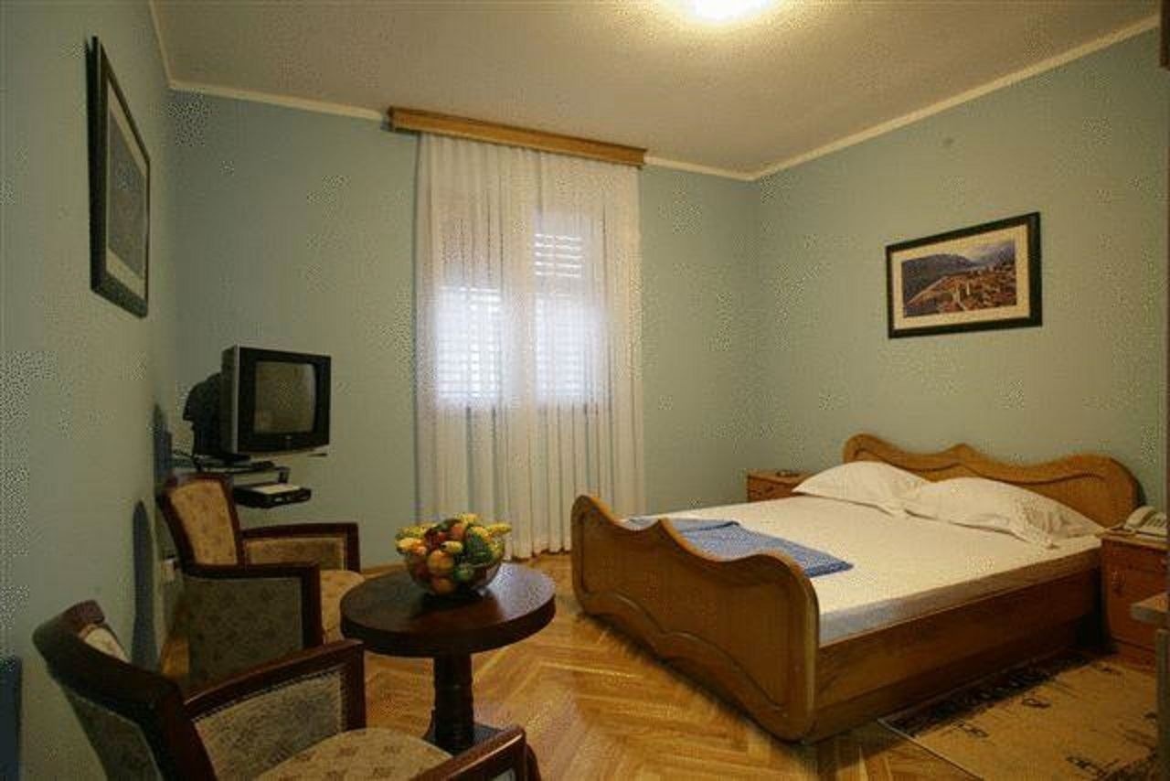 rooms-double-room