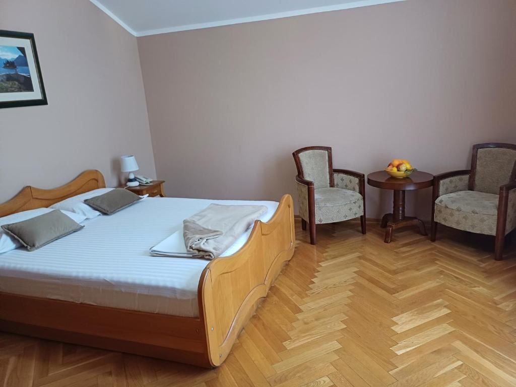 rooms-double-room-sea-view