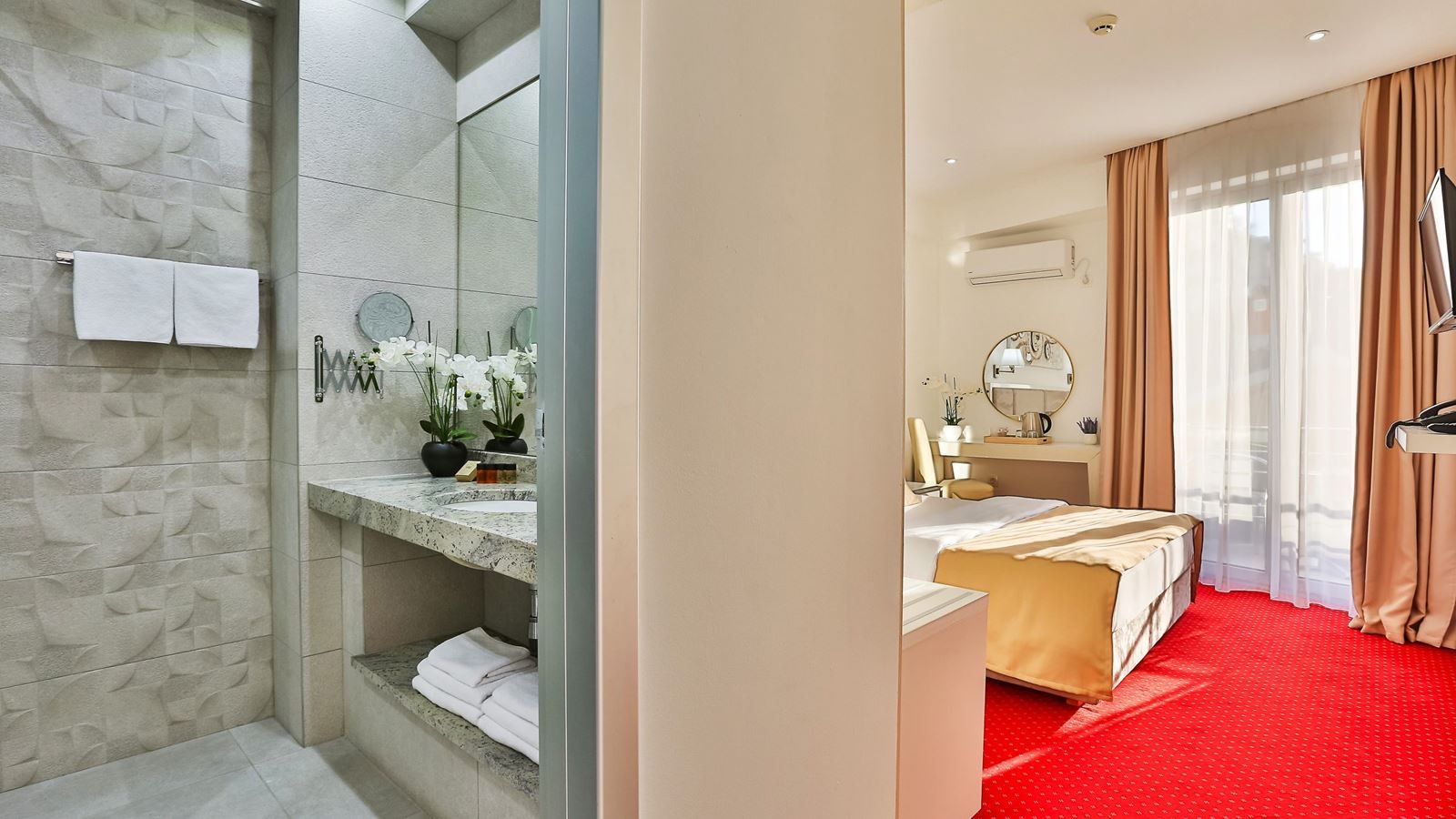 rooms-standard-dbltwin-room