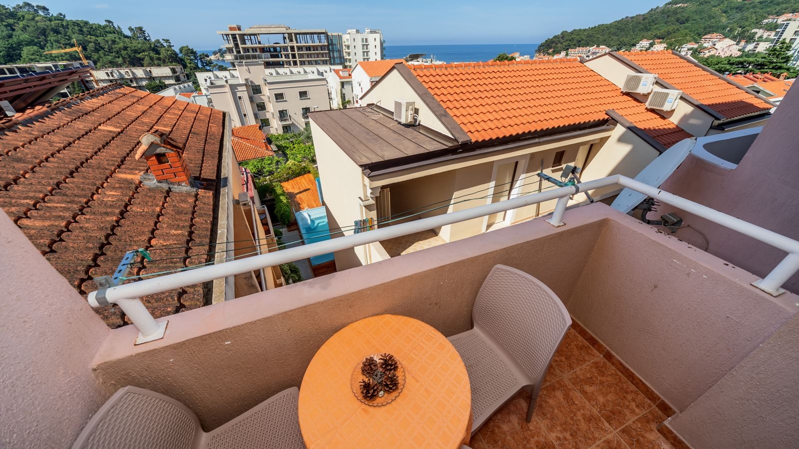 rooms-apartment-veljko-side-sea-view