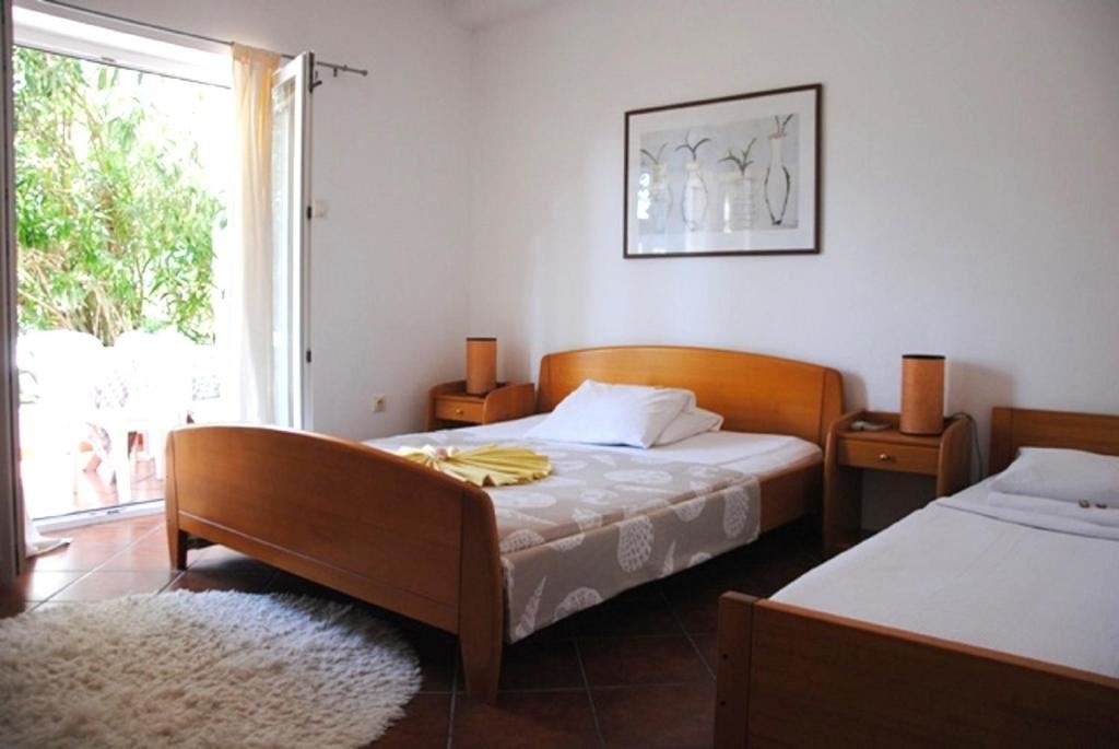 rooms-lux-apartment-8-pax