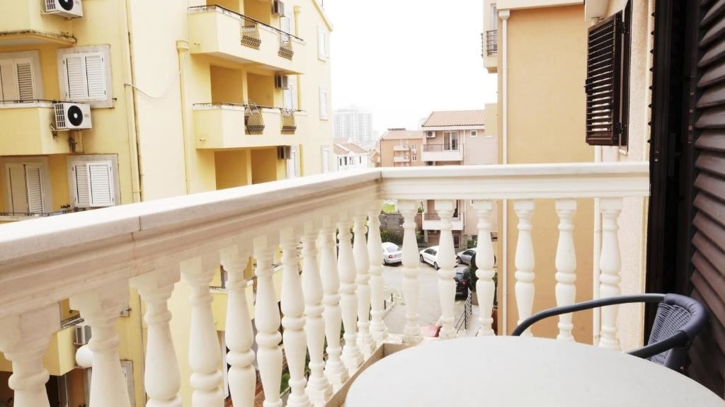 rooms-apartment-5-pax