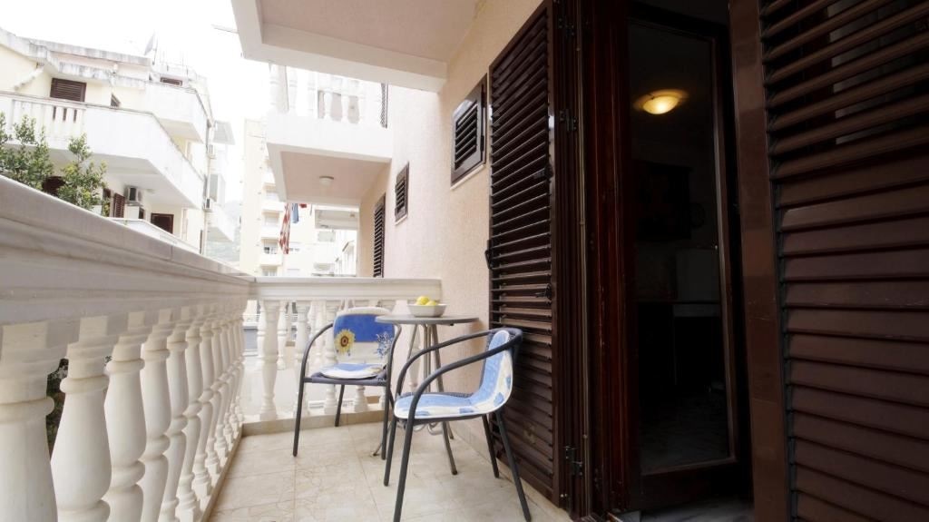 rooms-apartment-6-pax