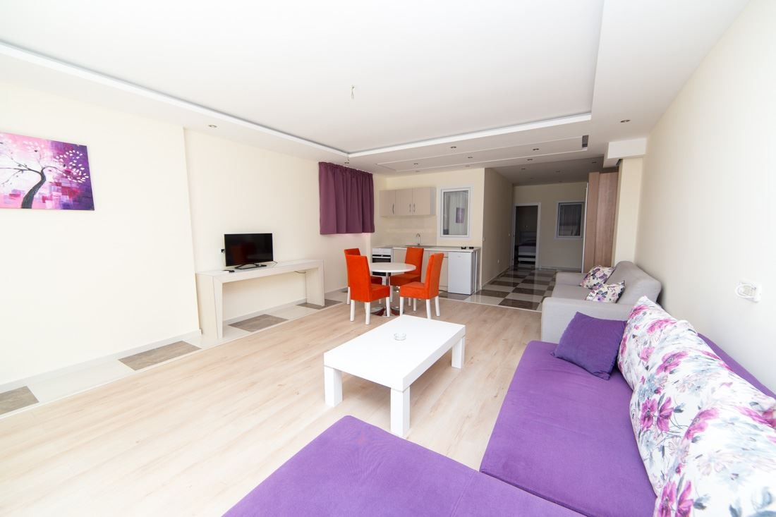 rooms-two-bedroom-apartment-garden-view