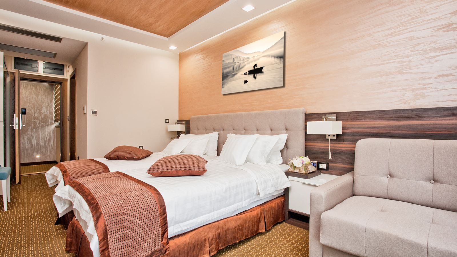 rooms-double-comfort-room