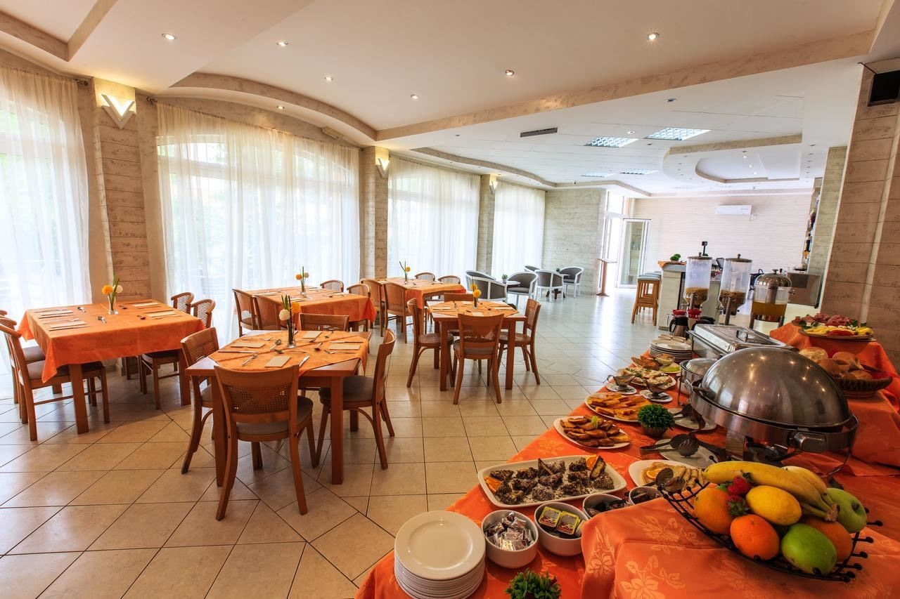 restaurants-main-restaurant