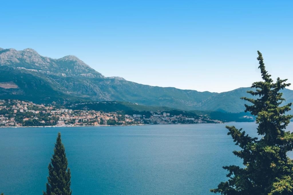 rooms-double-room-side-sea-view