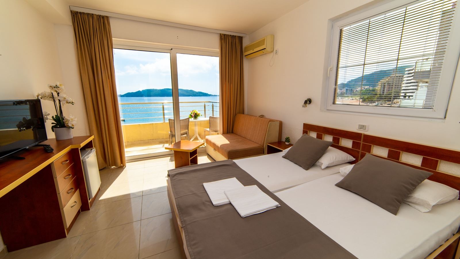 rooms-standard-sea-view