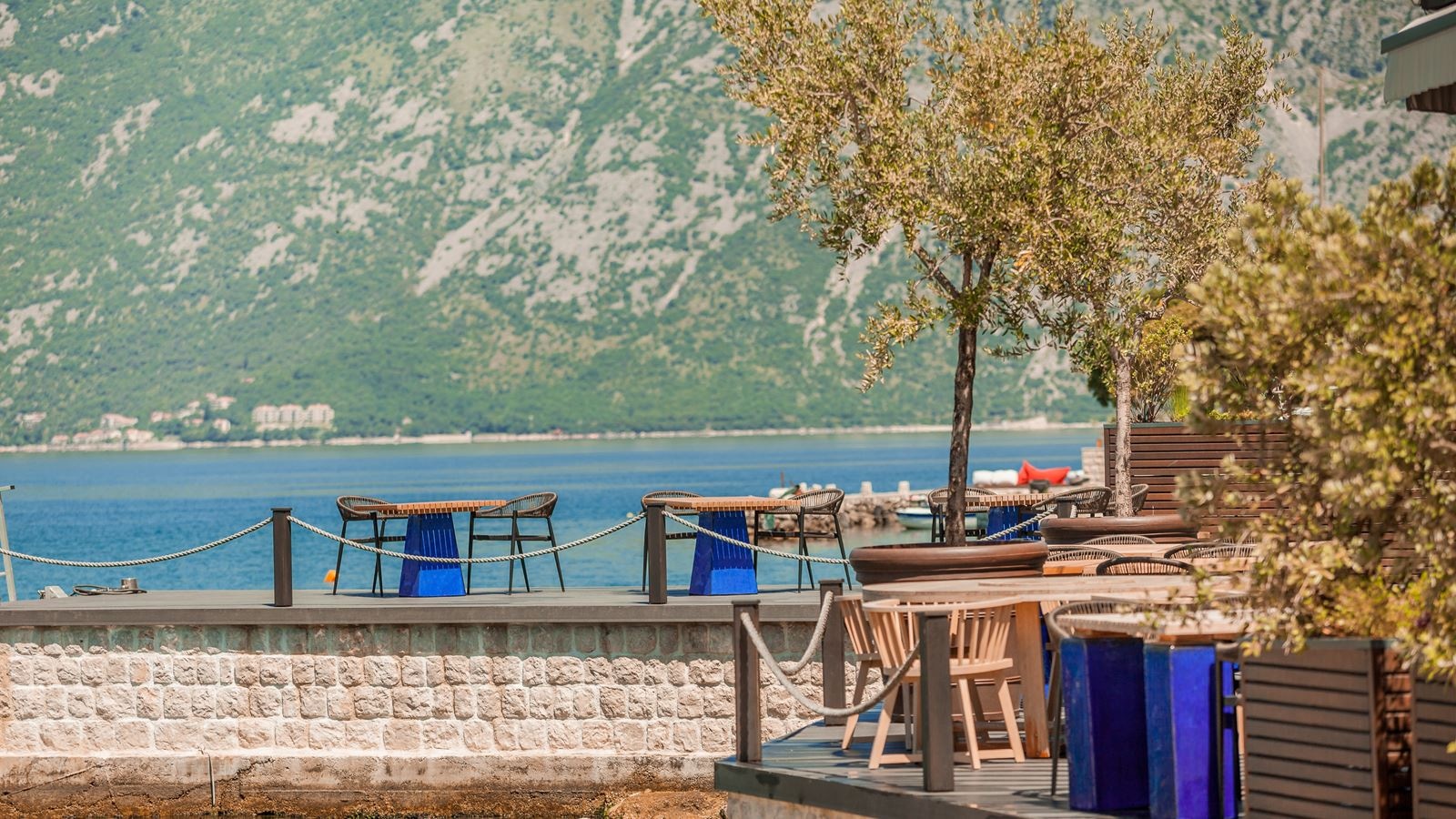 bars-virtu-beach-club