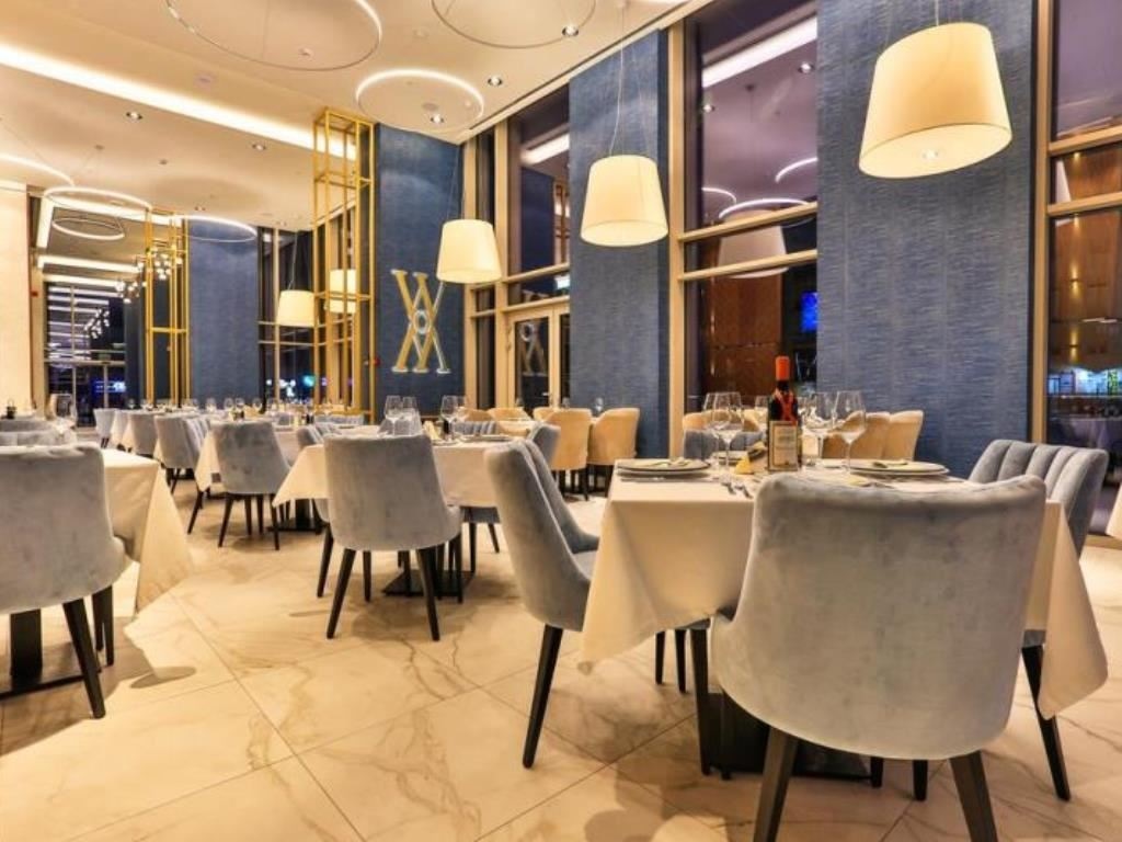 restaurants-wow-cafee-bar