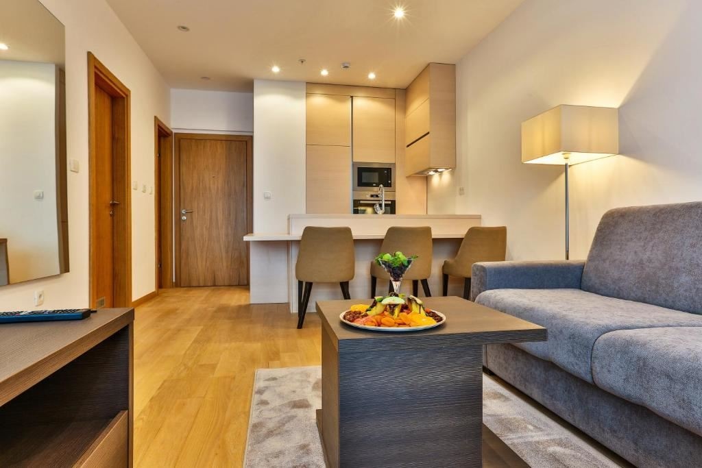 rooms-studio-apartment