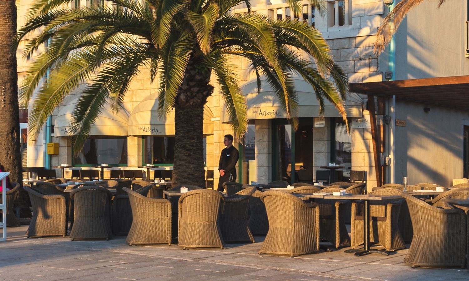 restaurants-restaurants