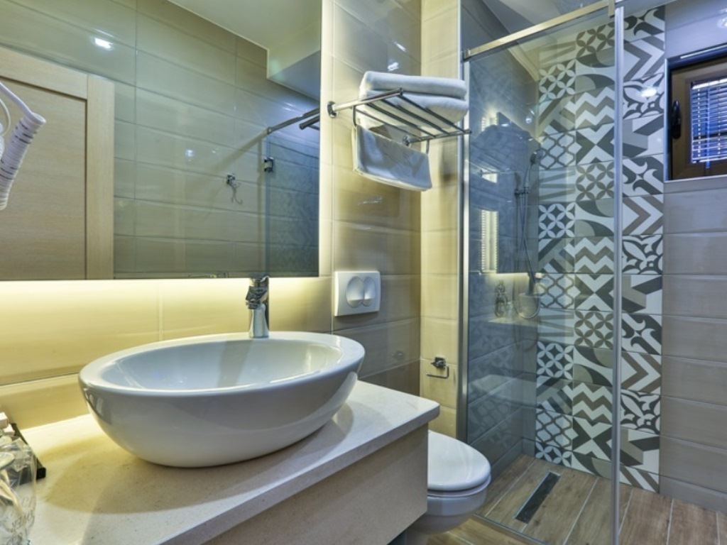 rooms-suite-with-balcony