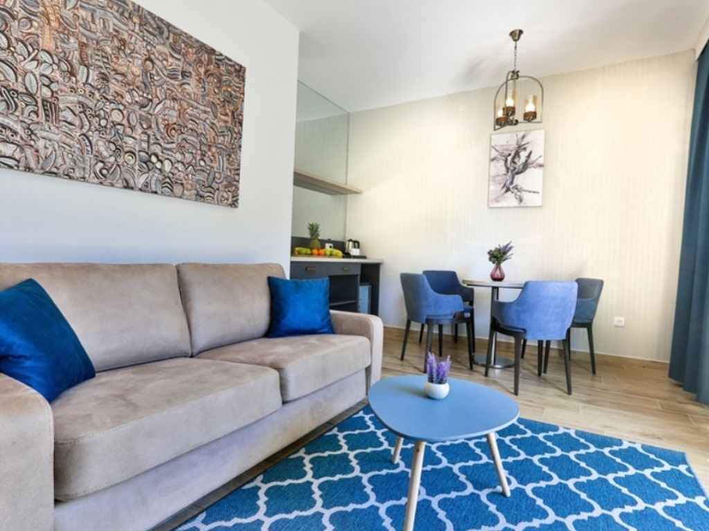 rooms-executive-suite