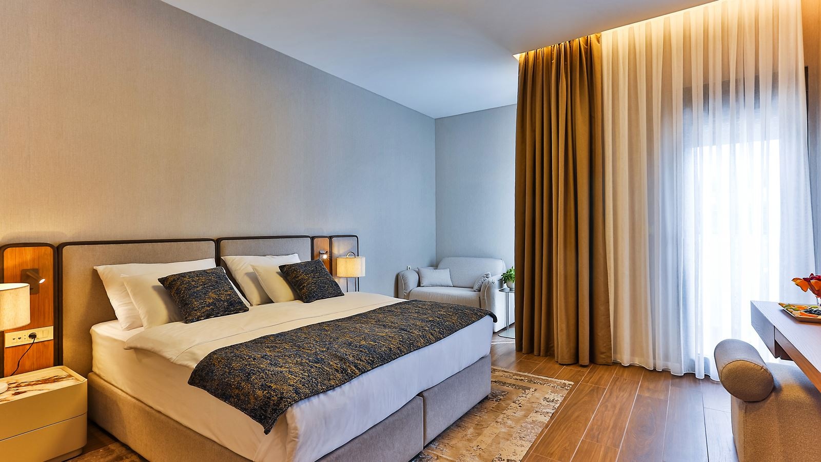 rooms-deluxe-double-room-with-extrabed