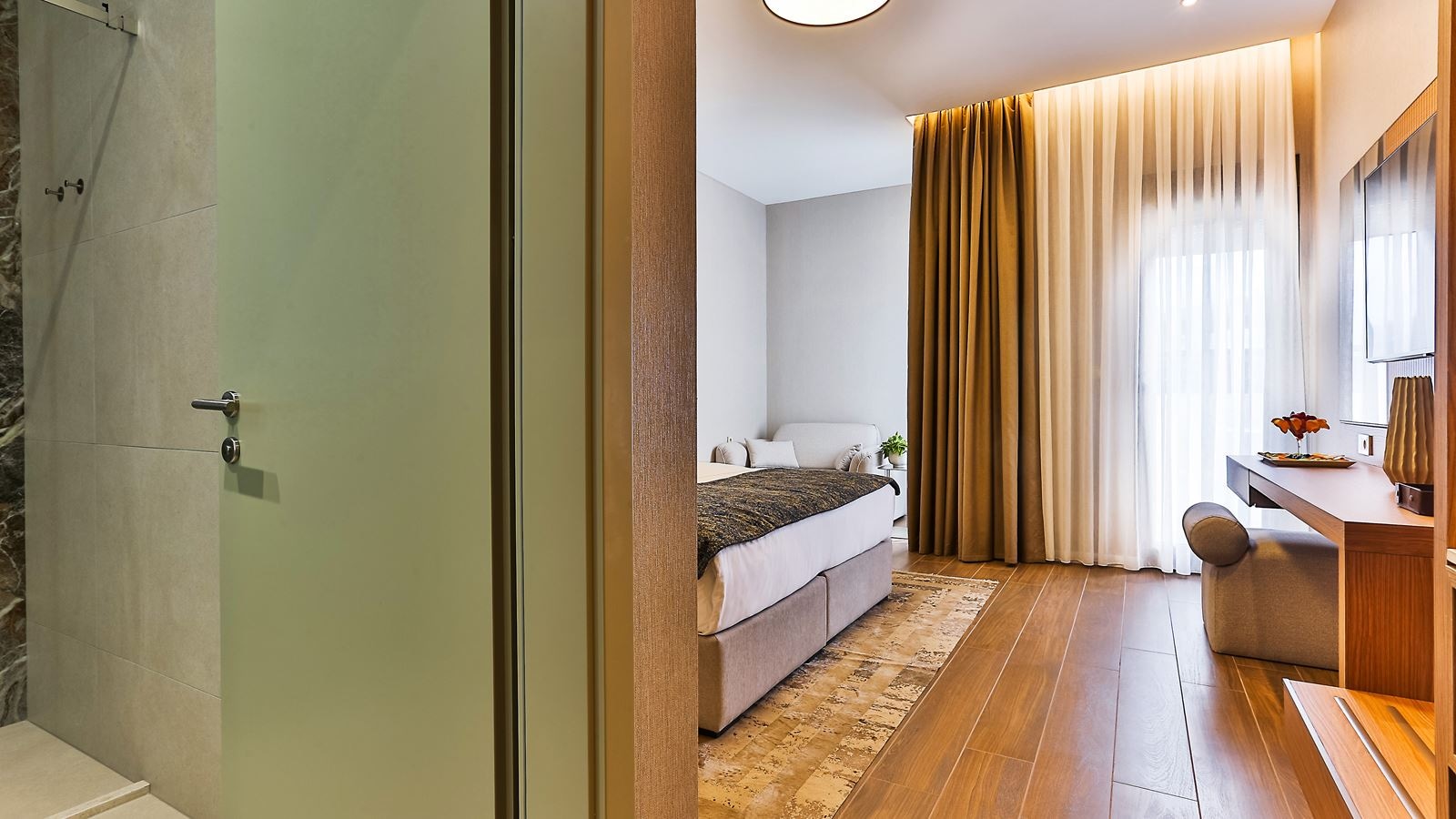 rooms-deluxe-double-room-with-extrabed