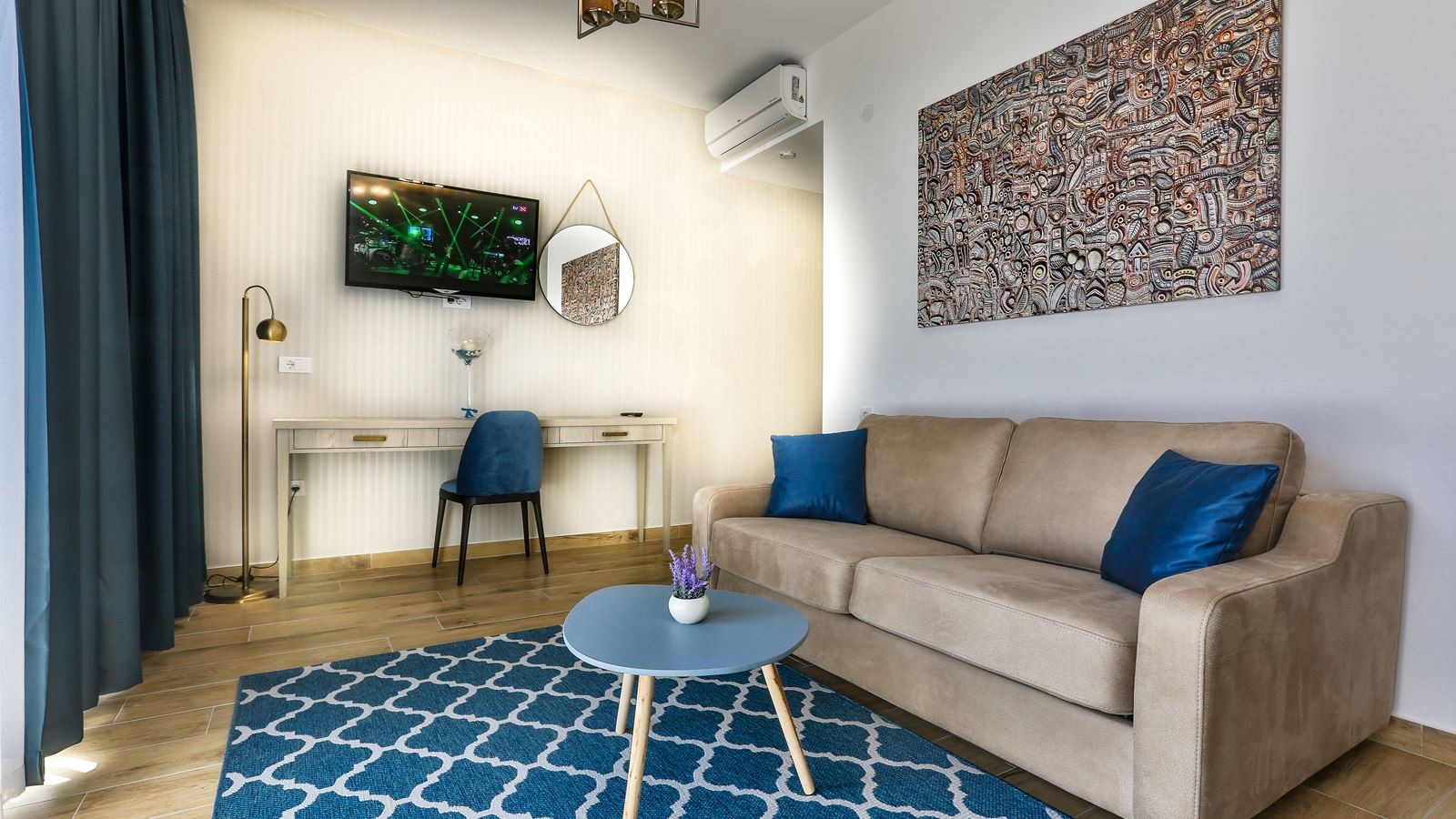 rooms-executive-suite