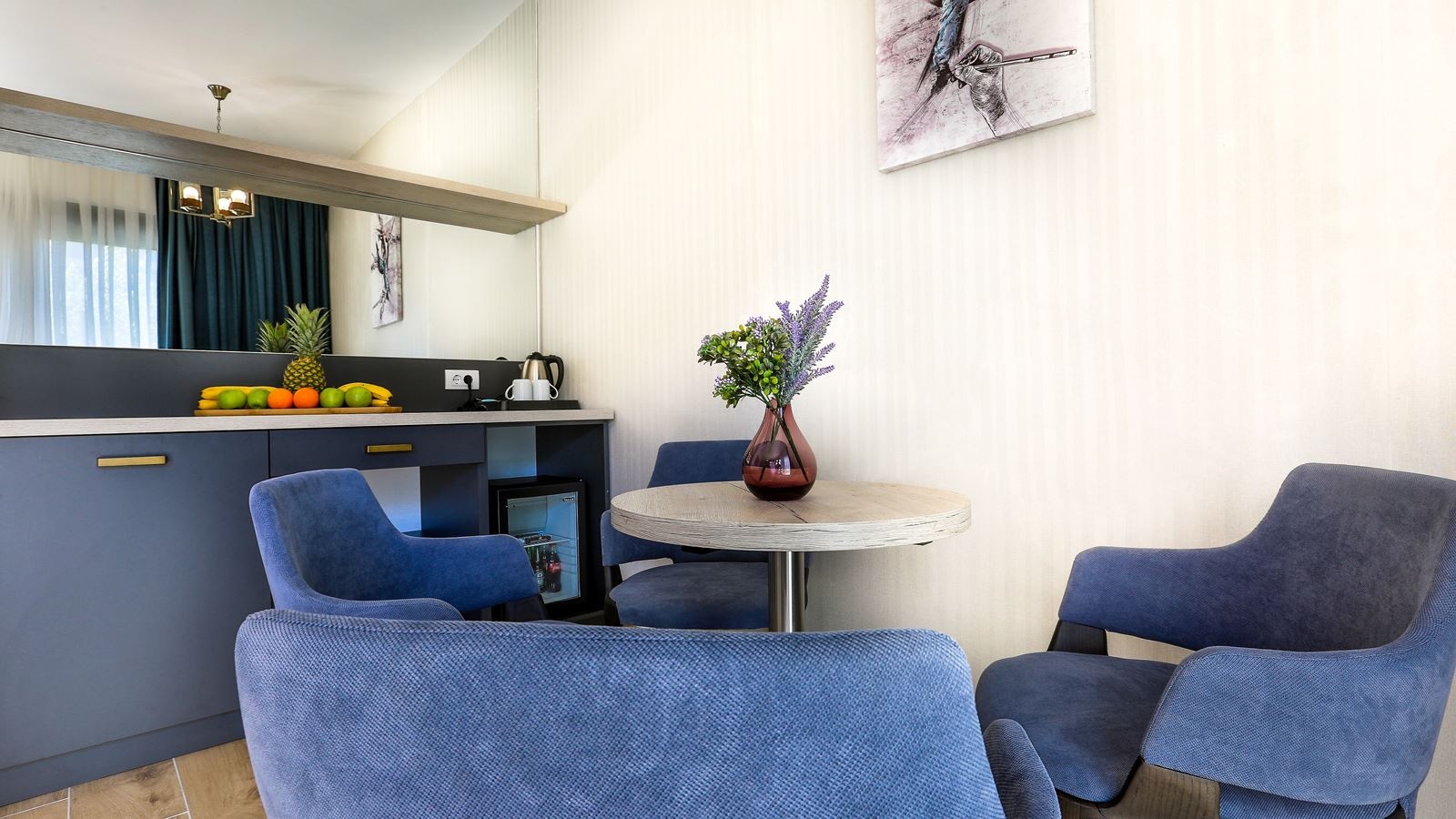 rooms-executive-suite