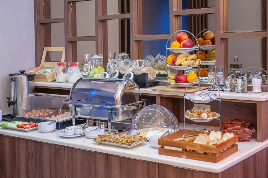 restaurants-restaurants