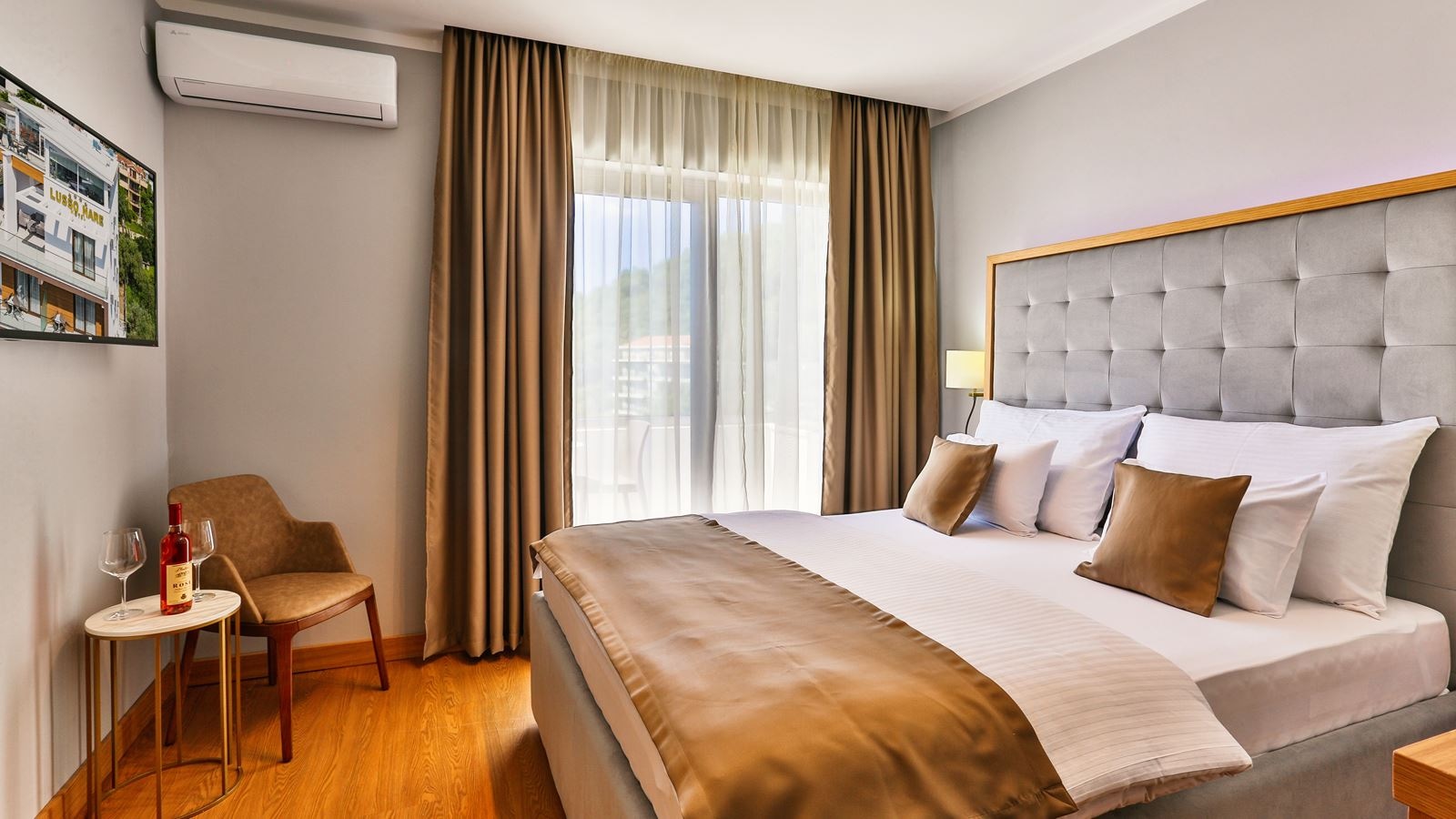 rooms-standard-double-room